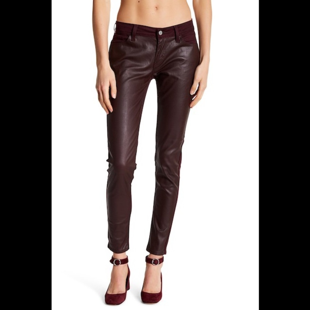 Levi’s 535 Super Skinny Jeans